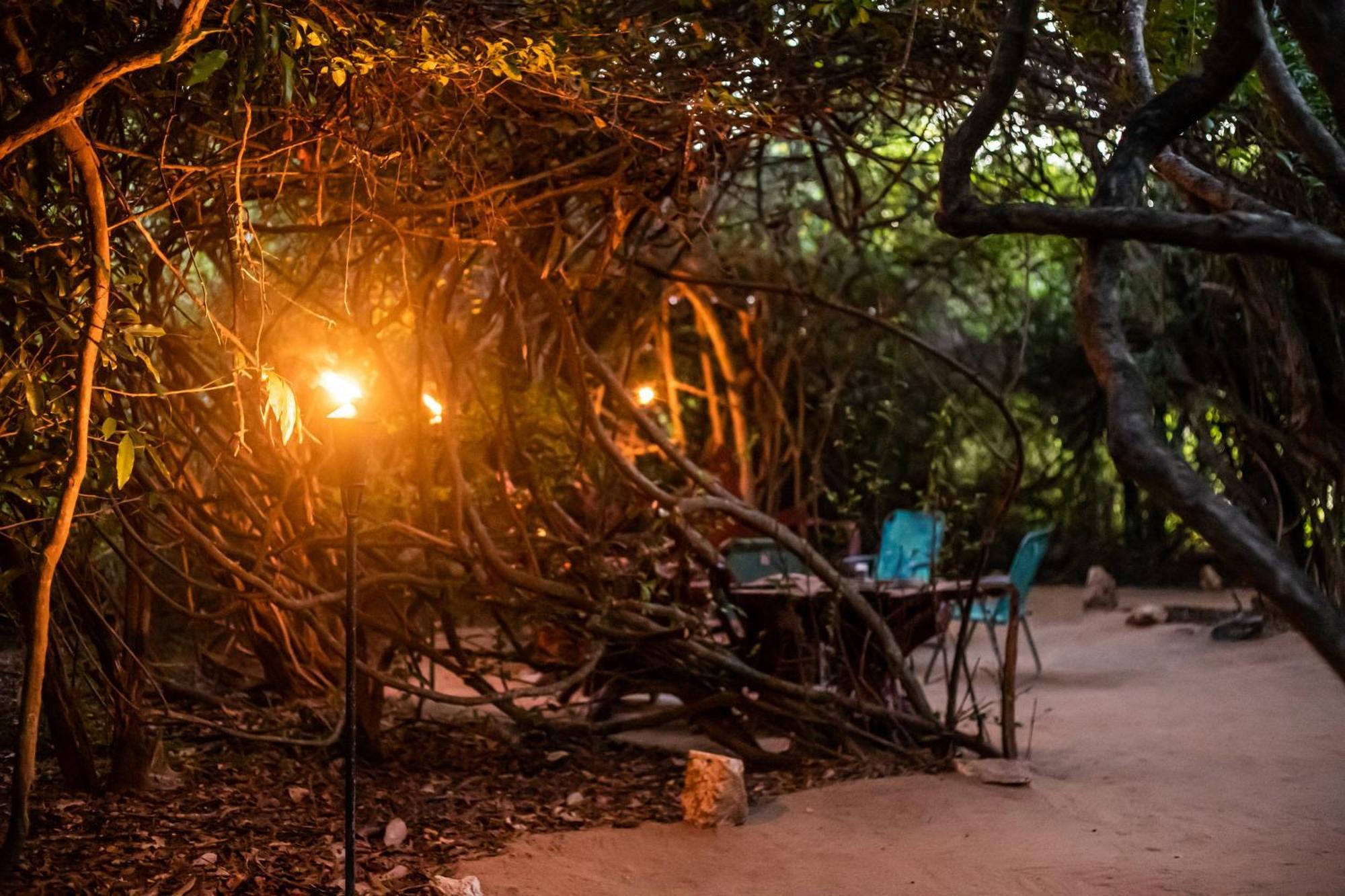 Yala Podi Hoona Bush Camp Hotel Buitenkant foto